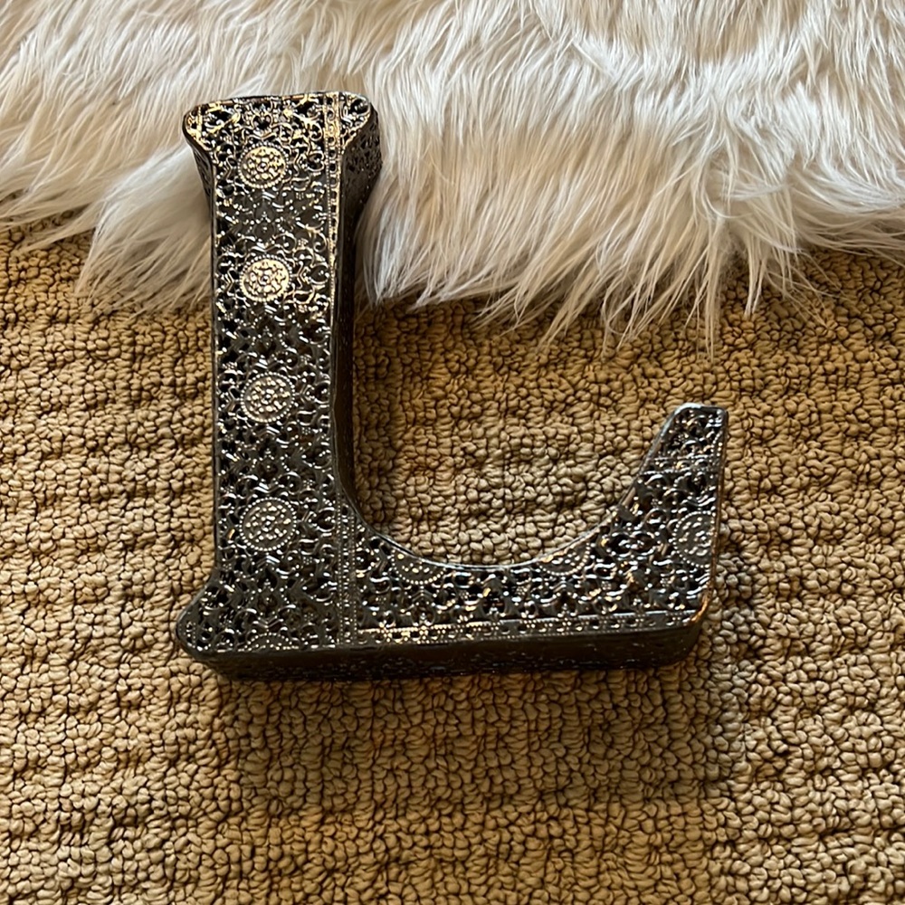 L decor